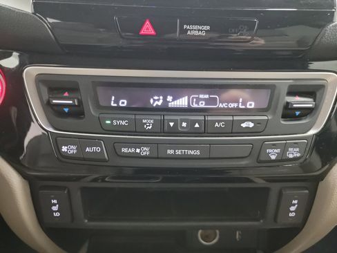 Used 2018 Honda Ridgeline RTL-E image 21