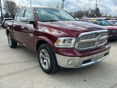 Used 2018 RAM 1500 Laramie image 3