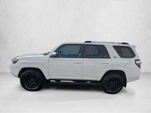 Used 2021 Toyota 4Runner SR5 image 8