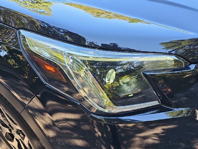 Certified 2023 Subaru Forester Premium AWD/4WD image 26