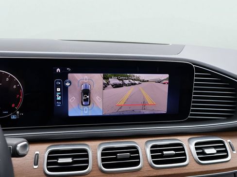 Used 2025 Mercedes-Benz GLE 350 4MATIC image 25
