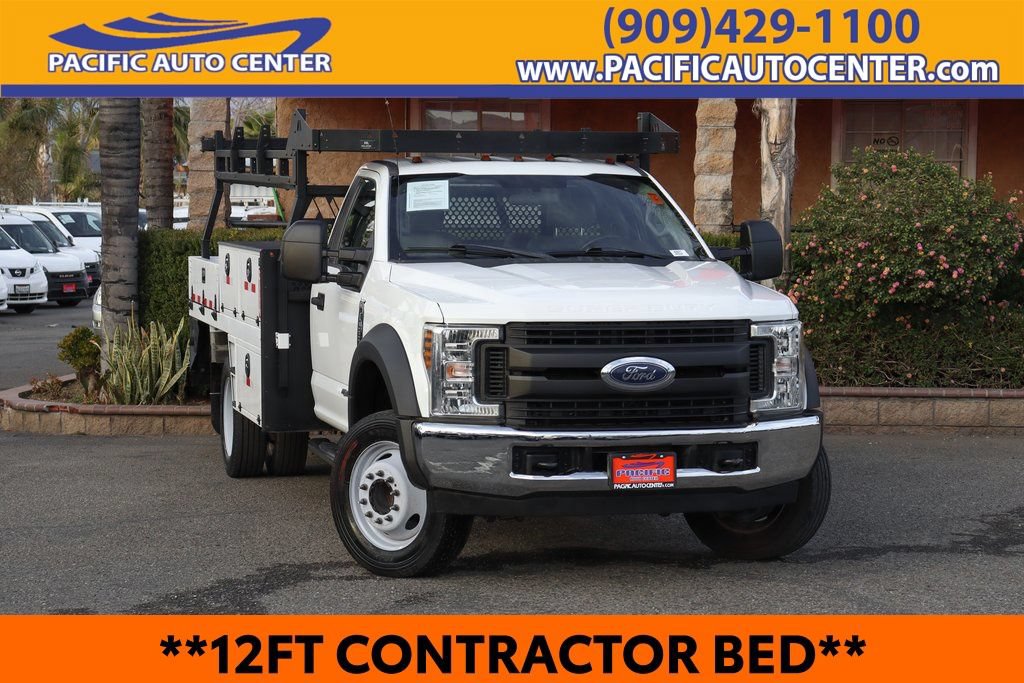 Used 2019 Ford F550 2WD Regular Cab Super Duty image 1
