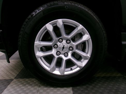 Certified 2025 Chevrolet Silverado 1500 RST w/ Convenience Package II image 16