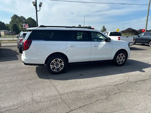 Used 2025 Ford Expedition Max Active RWD image 18