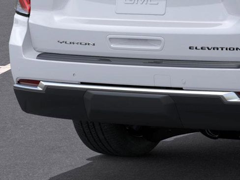 New 2026 GMC Yukon XL Elevation image 35