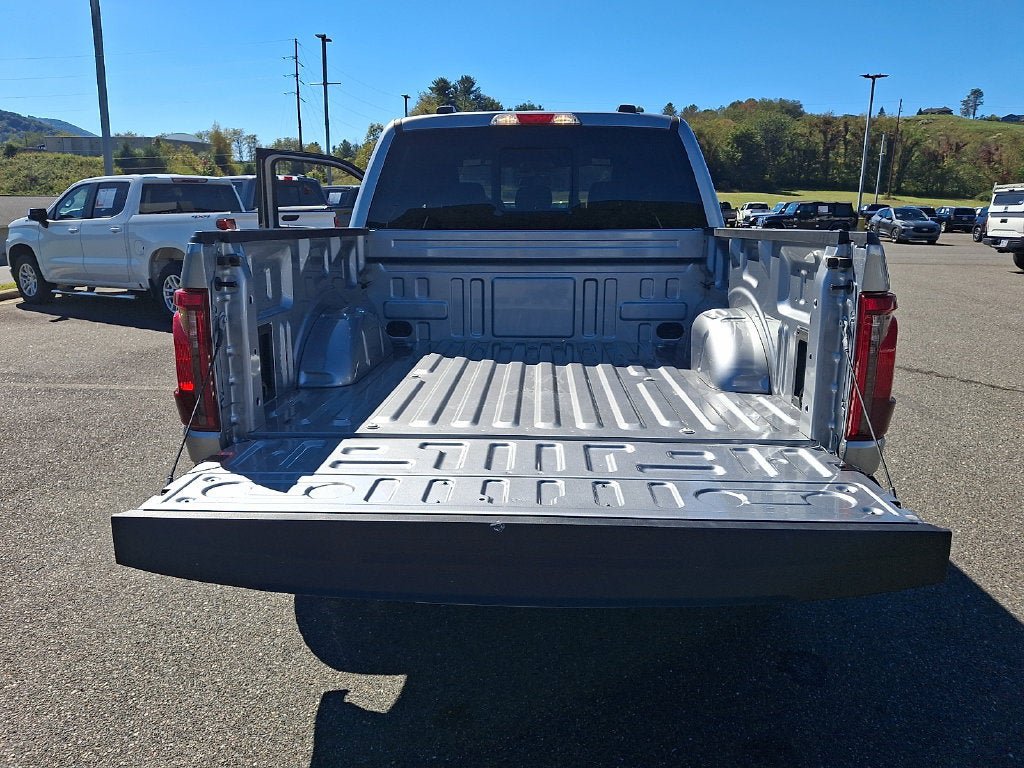 Used 2026 Ford F150 XLT w/ Equipment Group 302A MID AWD/4WD image 29