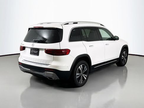 Used 2025 Mercedes-Benz GLB 250 image 7