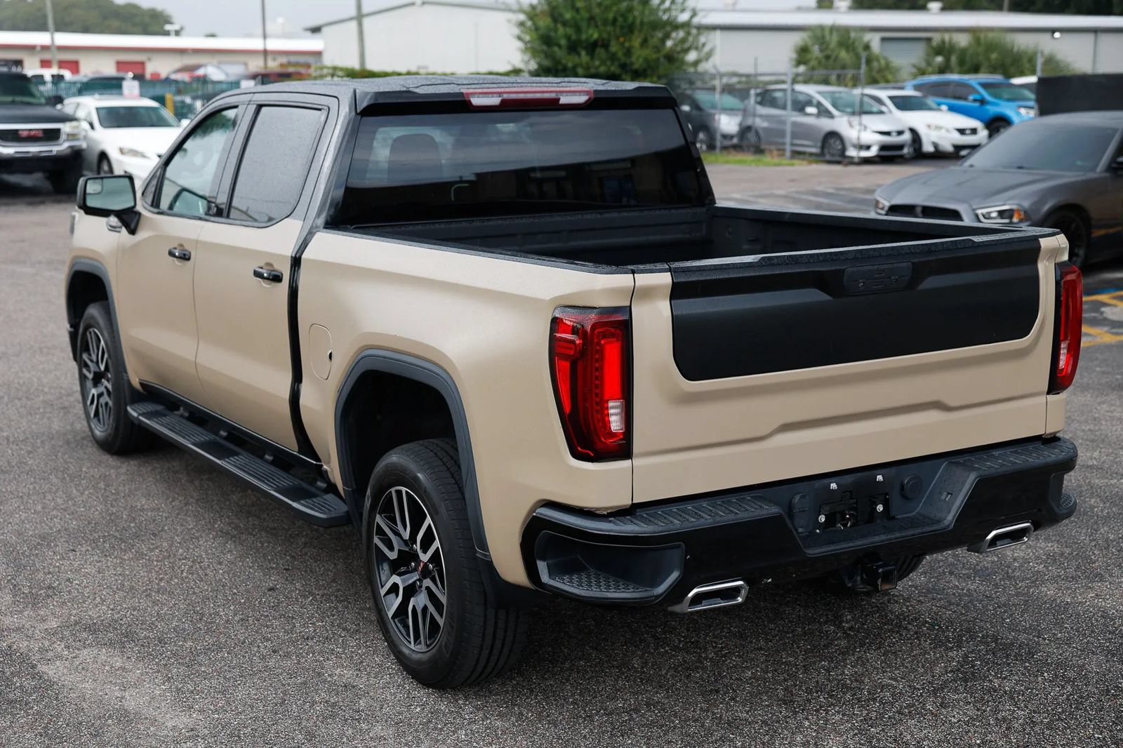 Used 2021 GMC Sierra 1500 AT4 AWD/4WD image 3