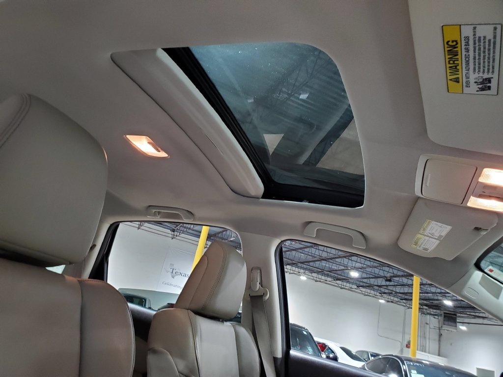 Used 2012 Honda CR-V EX-L image 16