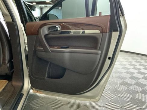 Used 2014 Buick Enclave Leather FWD image 26