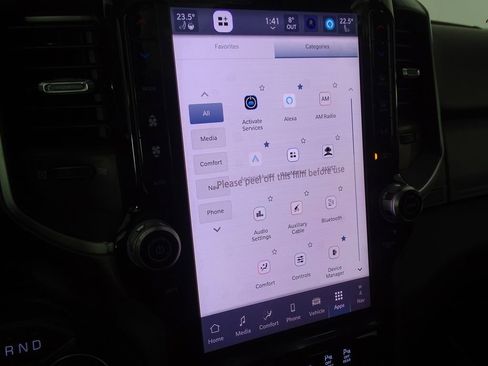 New 2026 RAM 1500 4x4 Crew Cab image 38