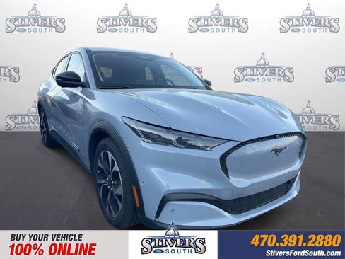 Used 2024 Ford Mustang Mach-E Select image 1