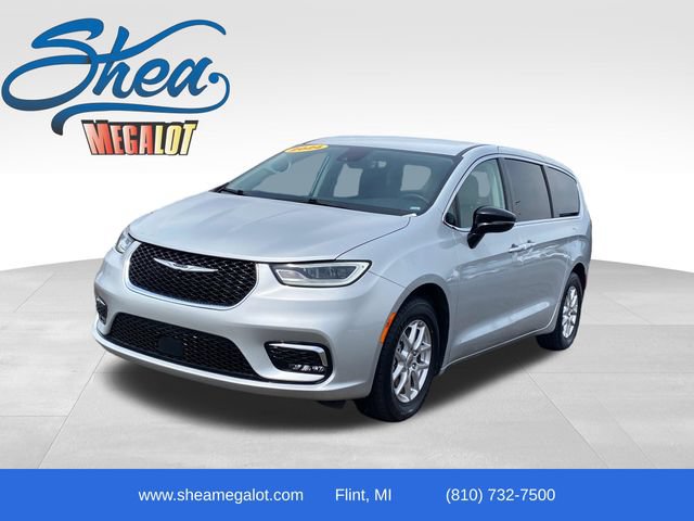 Used 2024 Chrysler Pacifica Touring-L FWD 360° Tour