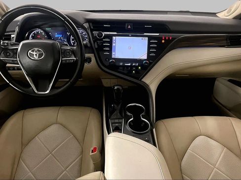 Used 2019 Toyota Camry XLE w/ Driver Assist Package FWD image 15