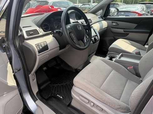 Used 2014 Honda Odyssey EX image 12