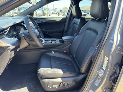 New 2026 Jeep Cherokee Limited AWD/4WD image 9