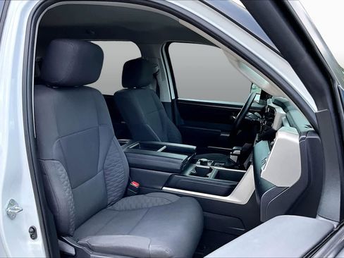 Used 2024 Toyota Tundra SR5 w/ SR5 Convenience Package AWD/4WD image 9