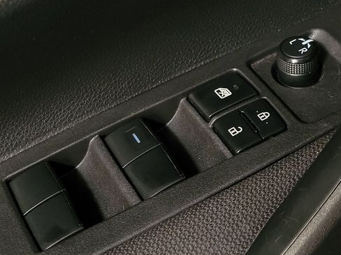 Used 2024 Toyota Corolla LE FWD image 27