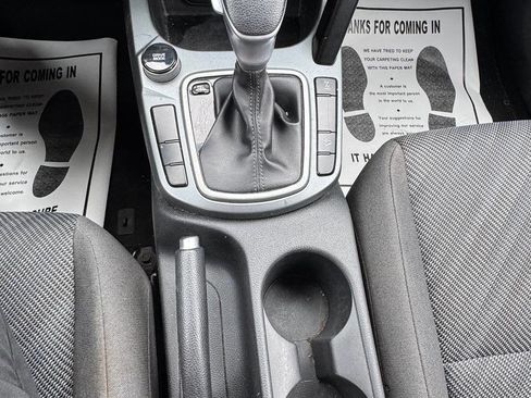 Used 2021 Kia Seltos LX image 10