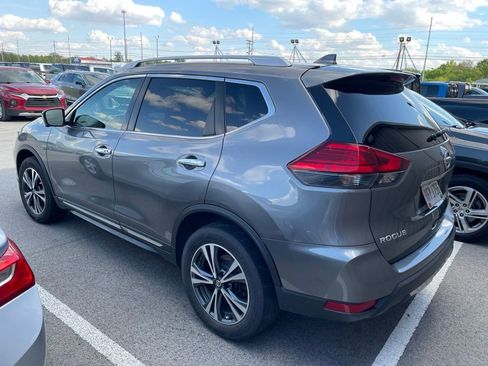 Used 2017 Nissan Rogue SL w/ SL Premium Package AWD/4WD image 5