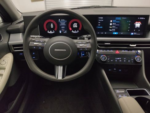 Used 2024 Hyundai Sonata SEL FWD image 22