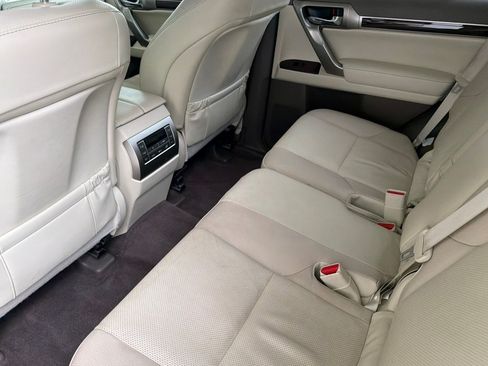 Used 2019 Lexus GX 460 Premium w/ Premium Package AWD/4WD image 15