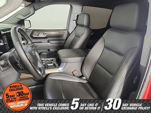 Used 2025 Chevrolet Silverado 1500 LT Trail Boss w/ Convenience Package II image 18