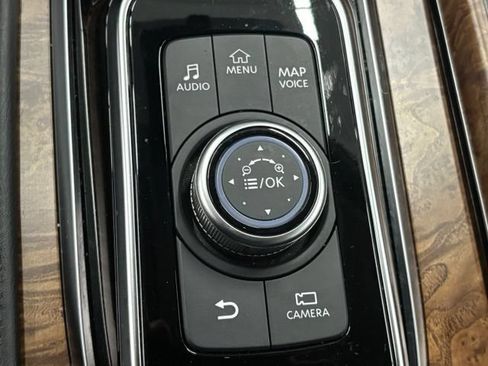 Used 2023 Nissan Armada SL w/ Captain's Chairs Package RWD image 43