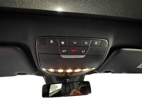 Used 2017 Mercedes-Benz E 400 4MATIC Wagon image 52