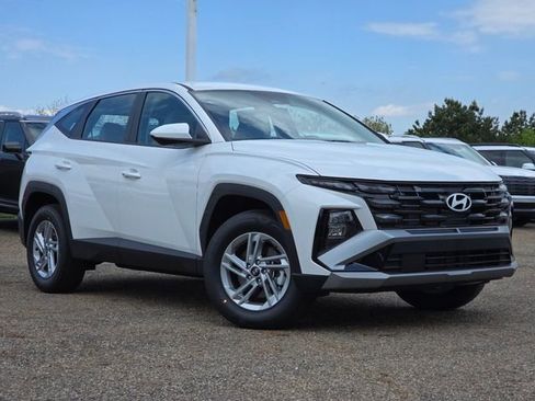 New 2026 Hyundai Tucson SE AWD/4WD image 2