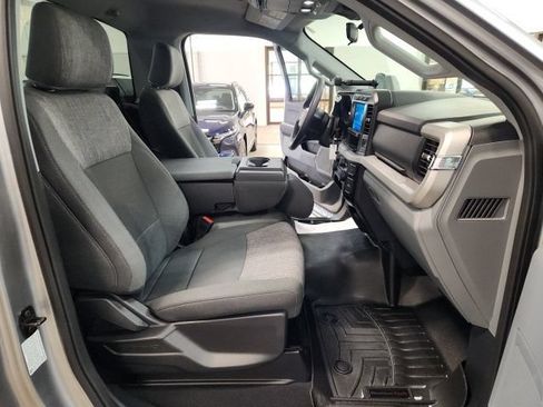 Used 2024 Ford F350 XLT AWD/4WD image 28