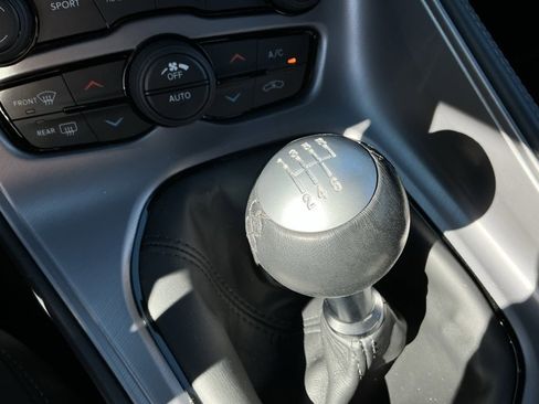 Used 2023 Dodge Challenger R/T w/ Plus Package image 22