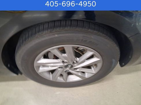 Used 2020 Kia Optima LX image 14