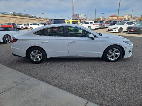 Used 2022 Hyundai Sonata SE image 6