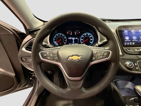Used 2022 Chevrolet Malibu LS FWD image 11