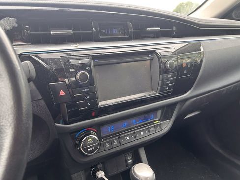 Used 2014 Toyota Corolla S FWD image 19