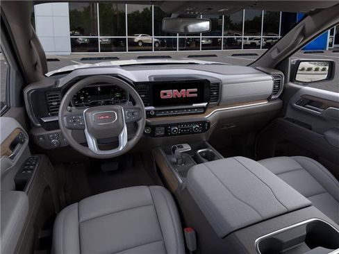 New 2026 GMC Sierra 1500 SLT image 15