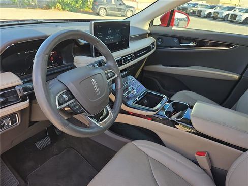 Used 2021 Lincoln Nautilus Reserve image 15