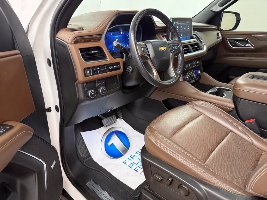 Used 2022 Chevrolet Tahoe High Country RWD image 10