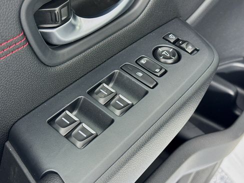 New 2026 Honda Pilot Black Edition image 18