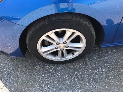 Used 2016 Chevrolet Cruze LT w/ Convenience Package FWD image 23