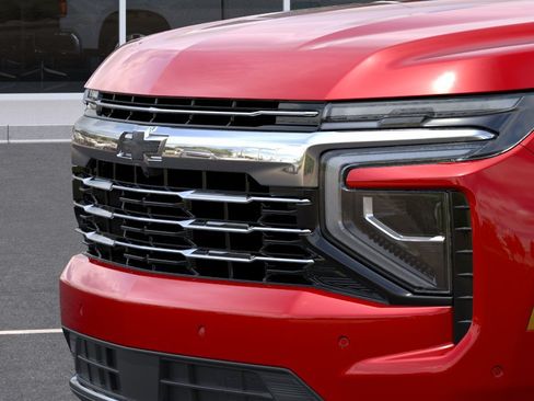 Used 2026 Chevrolet Tahoe LT w/ LPO, Dark Essentials Package AWD/4WD image 37