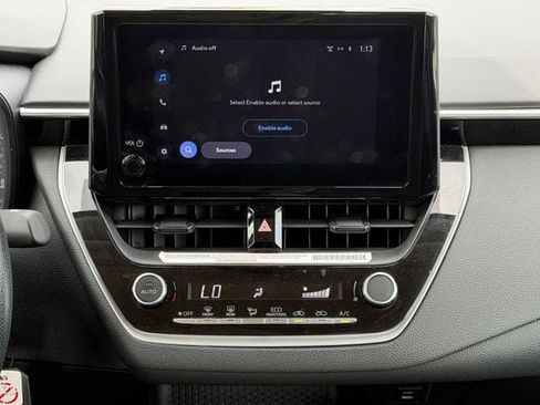 Used 2024 Toyota Corolla LE image 17