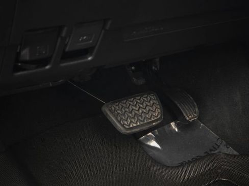 Used 2019 Toyota Land Cruiser AWD/4WD image 18