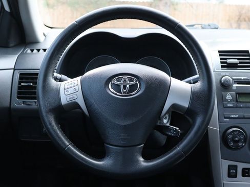 Used 2010 Toyota Corolla S image 18