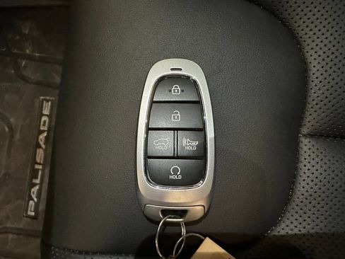 Used 2025 Hyundai Palisade SEL AWD/4WD image 17
