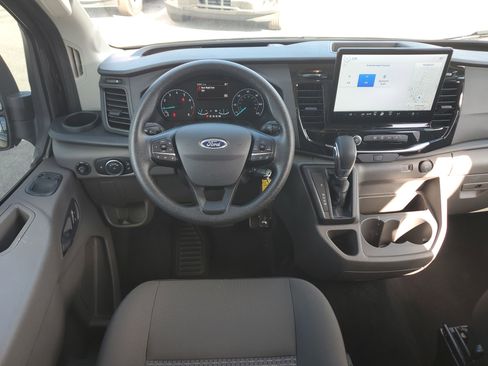 Used 2024 Ford Transit 350 XLT image 21