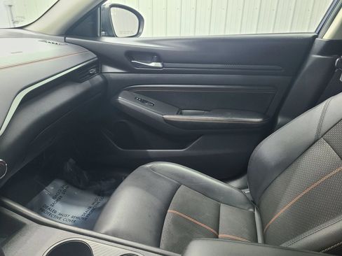 Used 2019 Nissan Altima 2.5 SR AWD/4WD image 24
