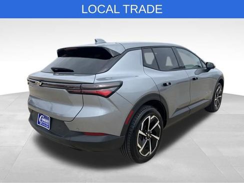 Used 2026 Chevrolet Equinox EV LT w/ Comfort Package image 6