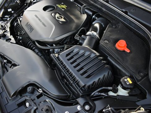 Used 2015 MINI Cooper S image 46